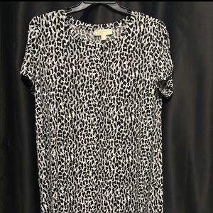 MICHAEL Michael Kors Black & White Leopard Print Short Sleeve Top